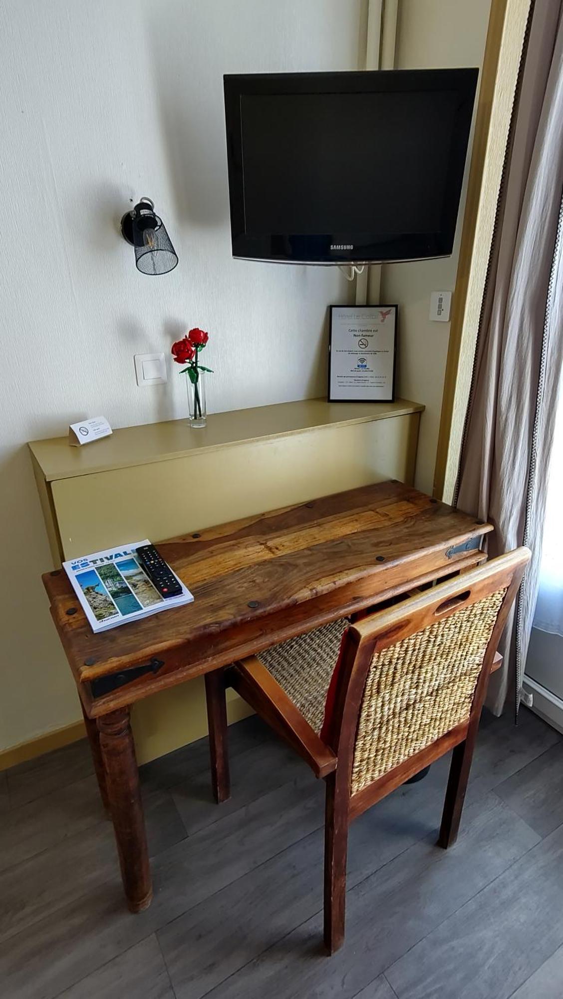 Hotel Le Colibri อิกซ์เลส์แบ็งส์ ภายนอก รูปภาพ