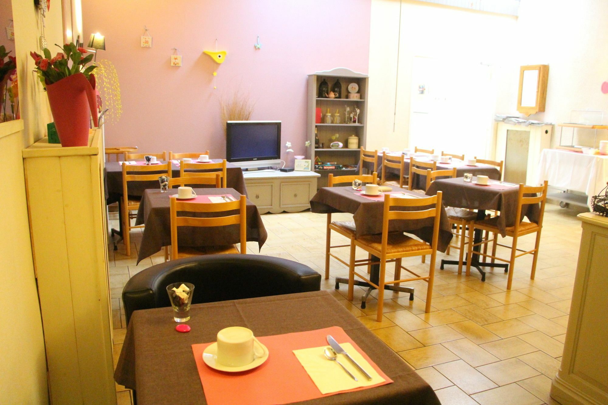 Hotel Le Colibri อิกซ์เลส์แบ็งส์ ภายนอก รูปภาพ
